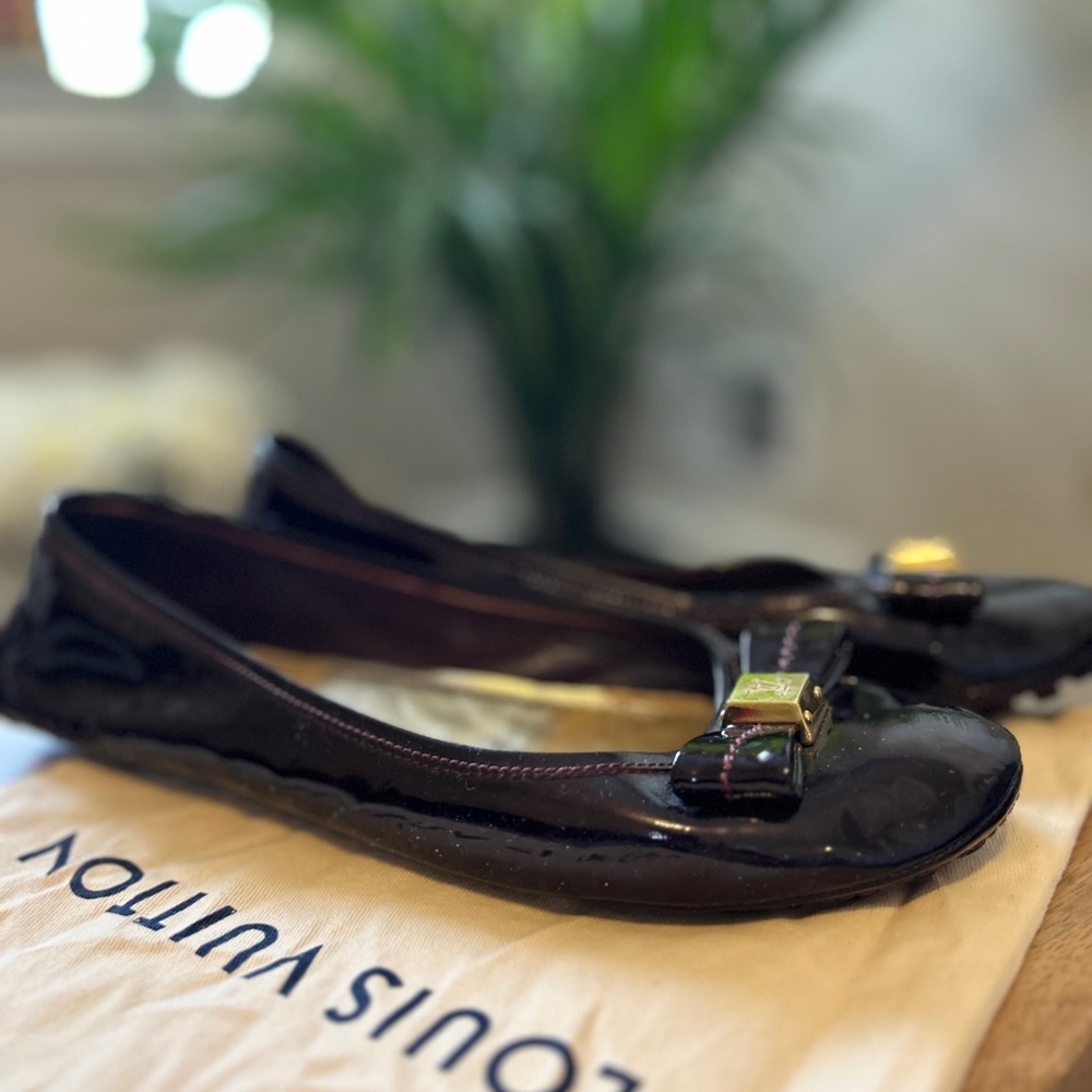 Louis Vuitton Women’s Patent Leather Ballet Flats in Deep Wine - Picture 5 of 14